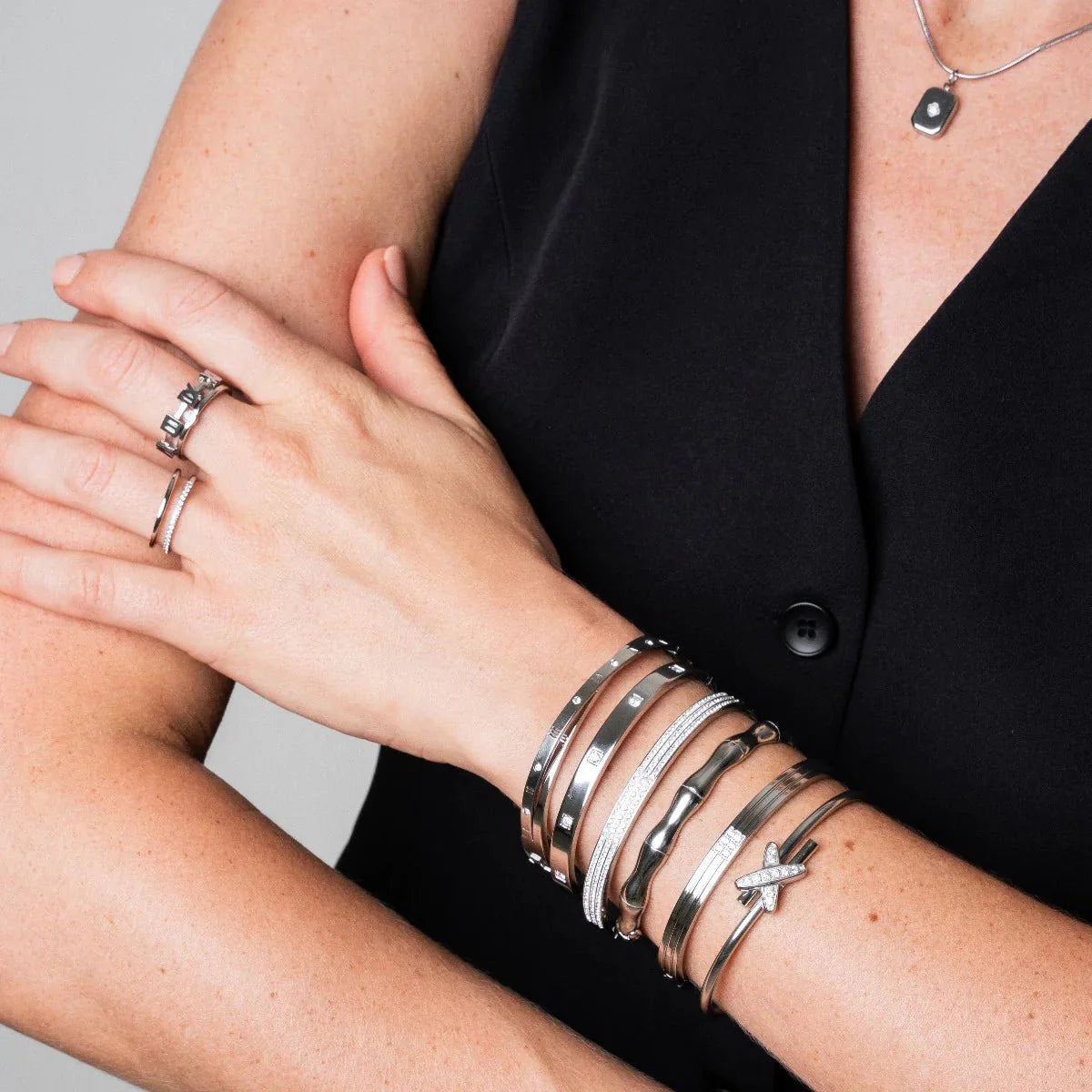 Bracelete Algarismo Romanos Entrelaçados - Prata