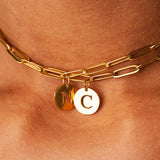 Colar Letra Inicial Clip Chain Banhado em Ouro 18K
